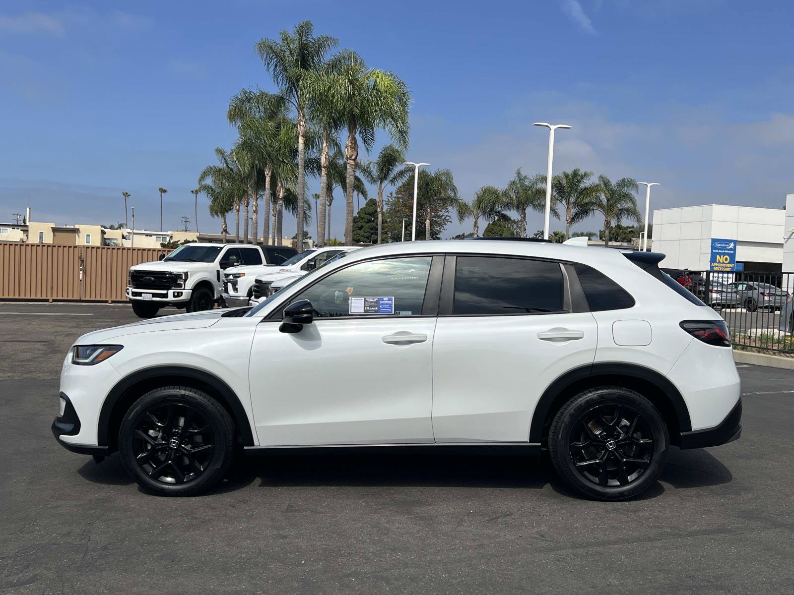 Certified 2023 Honda HR-V Sport image 2