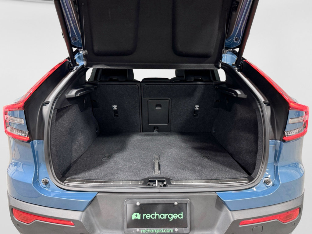 Used 2022 Volvo C40 P8 Recharge Ultimate AWD/4WD image 29