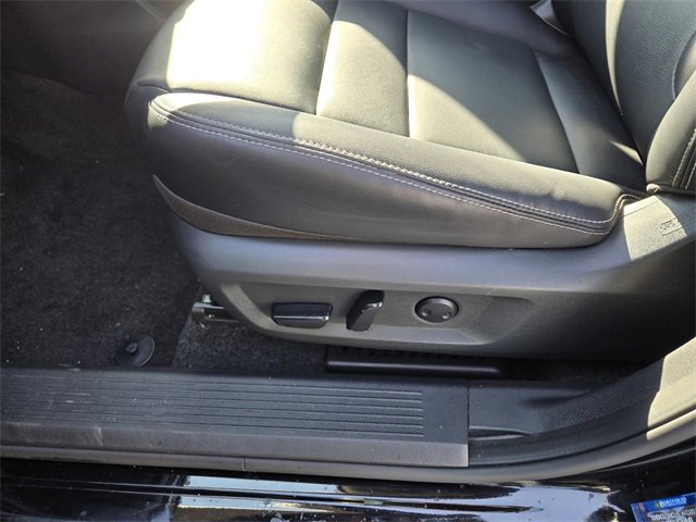 Used 2023 Nissan Rogue SL image 11