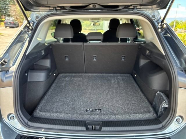 Certified 2025 Volkswagen Tiguan S AWD/4WD image 8