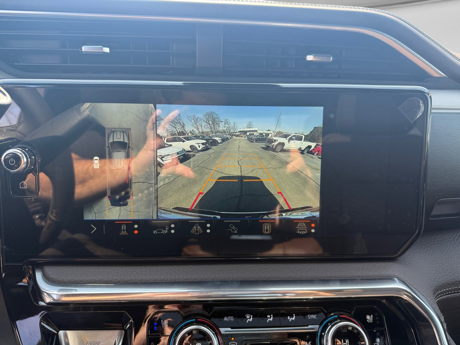 New 2026 GMC Sierra 3500 Denali w/ Technology Package image 21