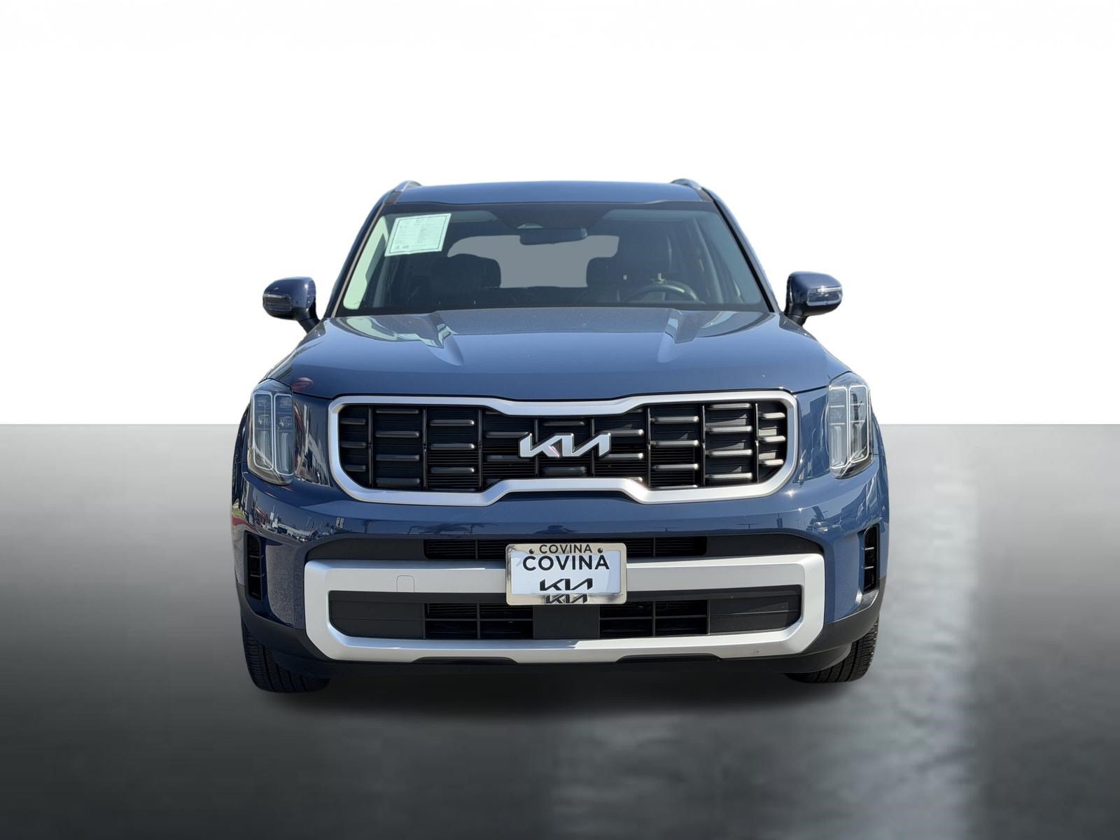 Certified 2024 Kia Telluride S FWD image 3
