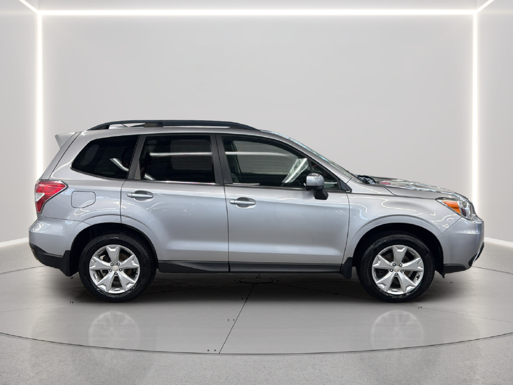 Used 2016 Subaru Forester 2.5i Limited AWD/4WD image 34