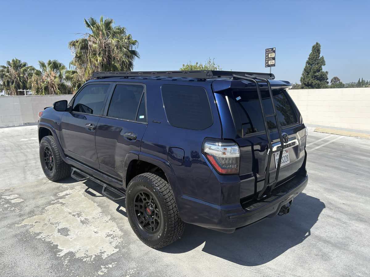 Used 2018 Toyota 4Runner Limited image 15
