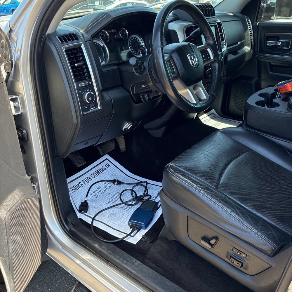 Used 2015 RAM 2500 Laramie AWD/4WD image 15