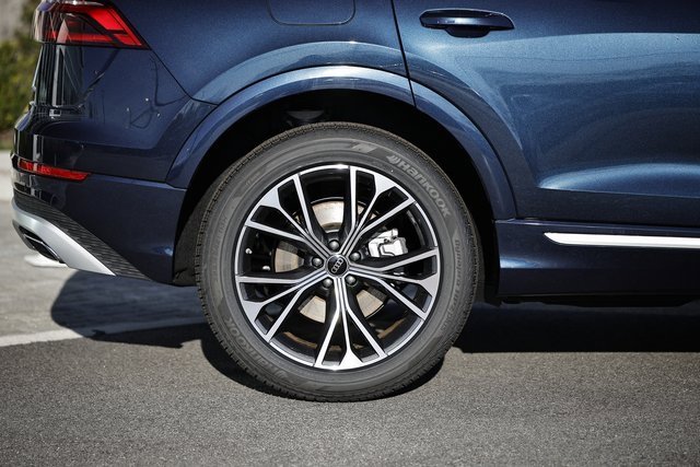 New 2026 Audi Q8 Premium image 6