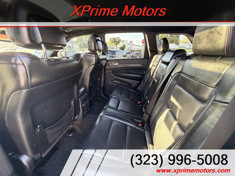 Used 2018 Jeep Grand Cherokee Trailhawk w/ Trailhawk Luxury Group AWD/4WD image 29