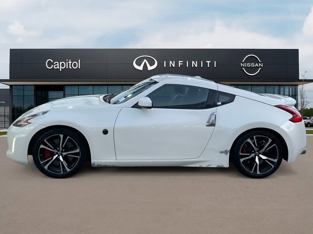Used 2020 Nissan 370Z Touring Sport image 8