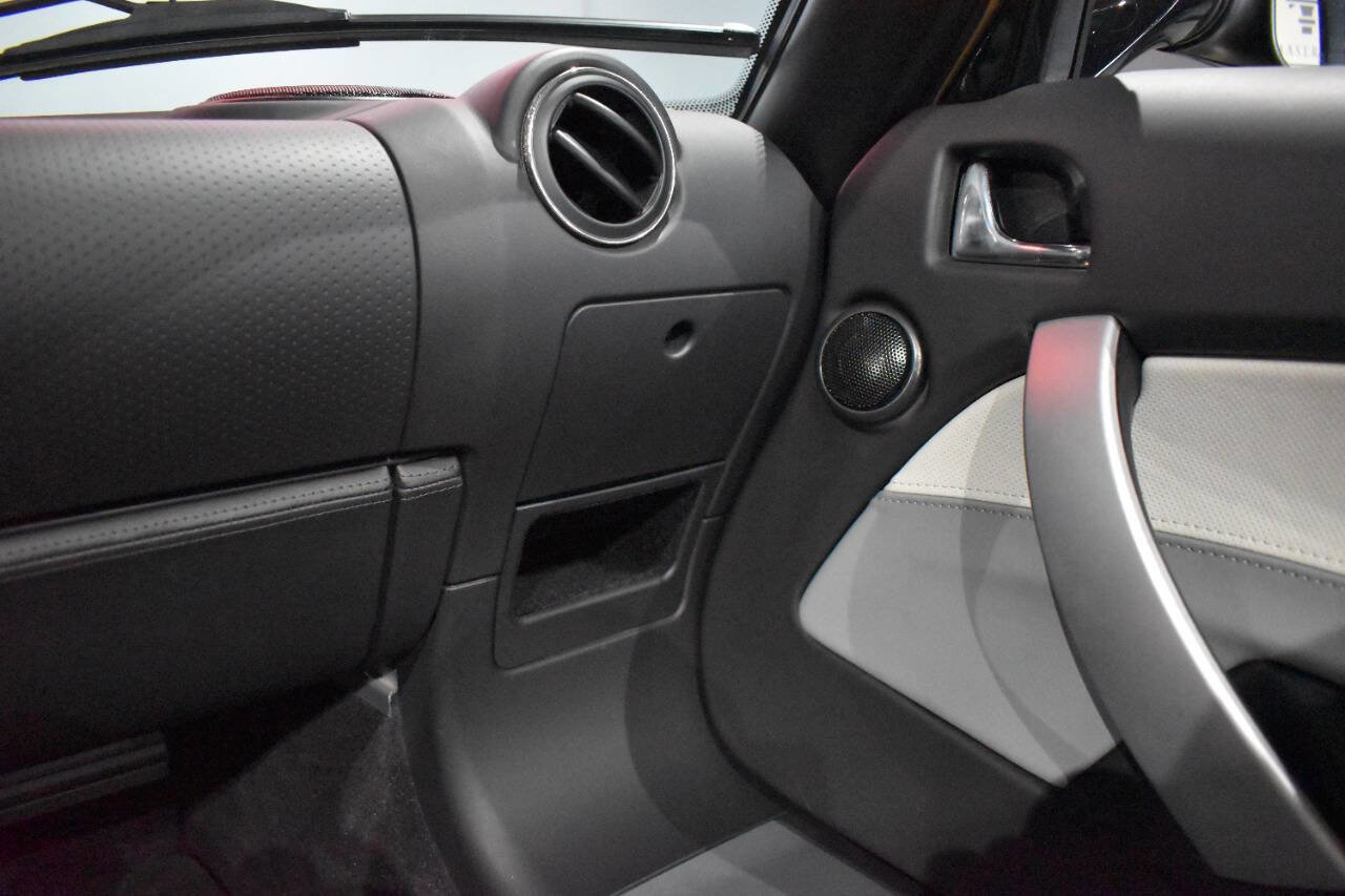 Used 2011 Tesla Roadster Sport image 65