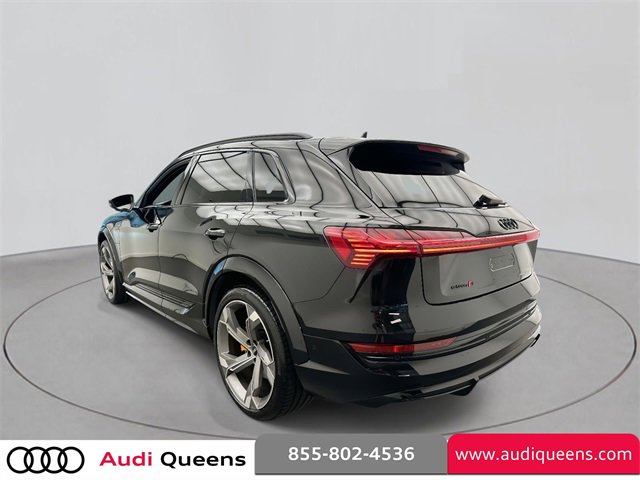 Used 2023 Audi e-tron S Prestige w/ Prestige Package image 2
