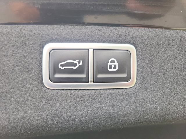 Certified 2023 Genesis G70 3.3T Sport Prestige w/ Sport Prestige Package RWD image 7
