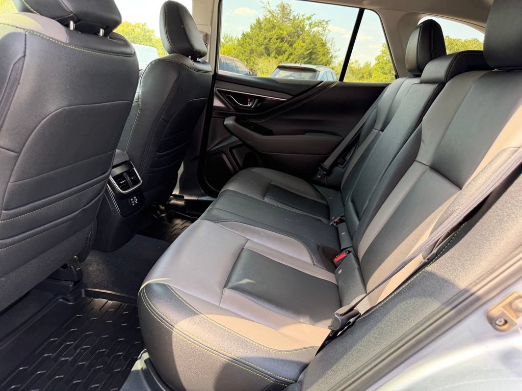 Used 2023 Subaru Outback Onyx Edition AWD/4WD image 27