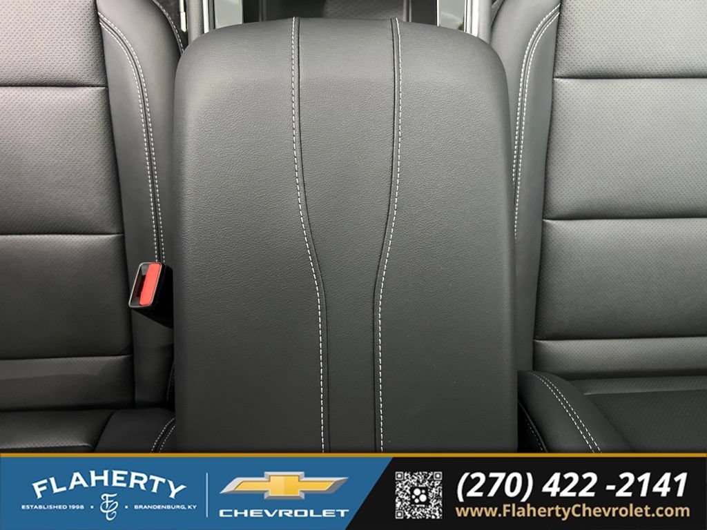 New 2026 Chevrolet Traverse LT w/ Midnight/Sport Edition AWD/4WD image 31
