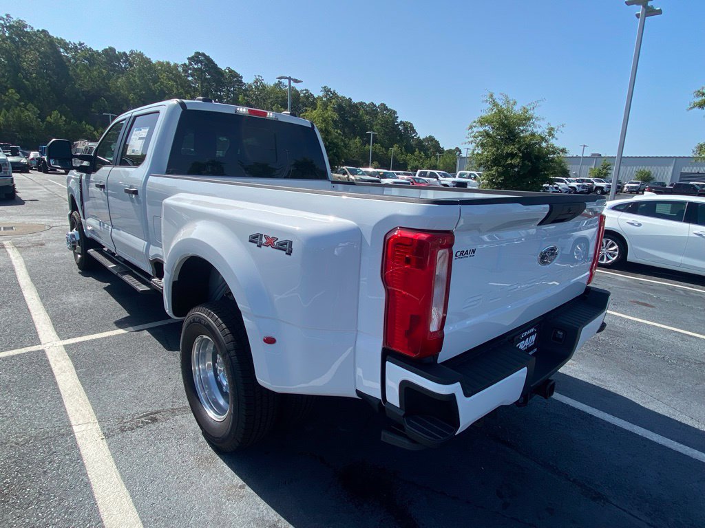 New 2026 Ford F350 XL w/ STX Appearance Package AWD/4WD image 5