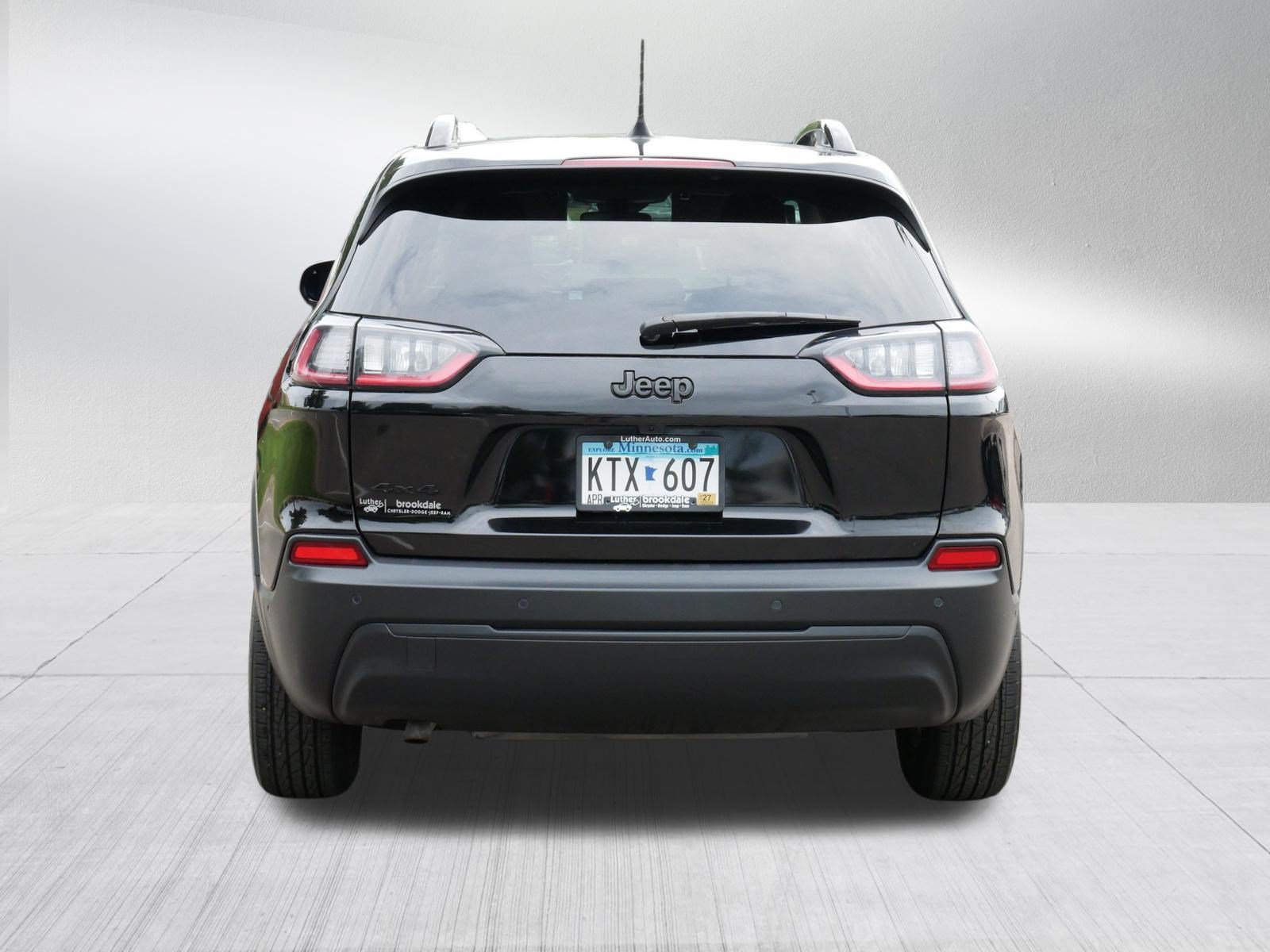 Used 2023 Jeep Cherokee Altitude Lux AWD/4WD image 6