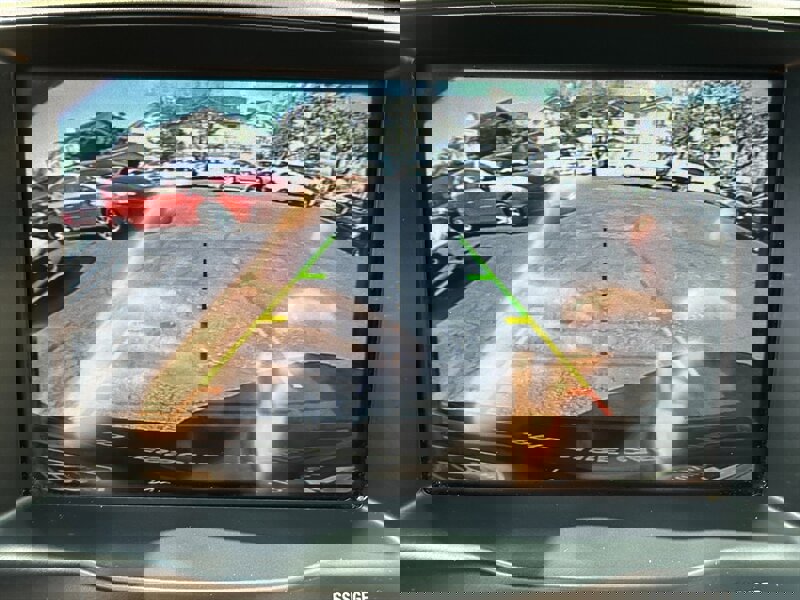 Used 2012 Ford Edge SEL FWD image 21