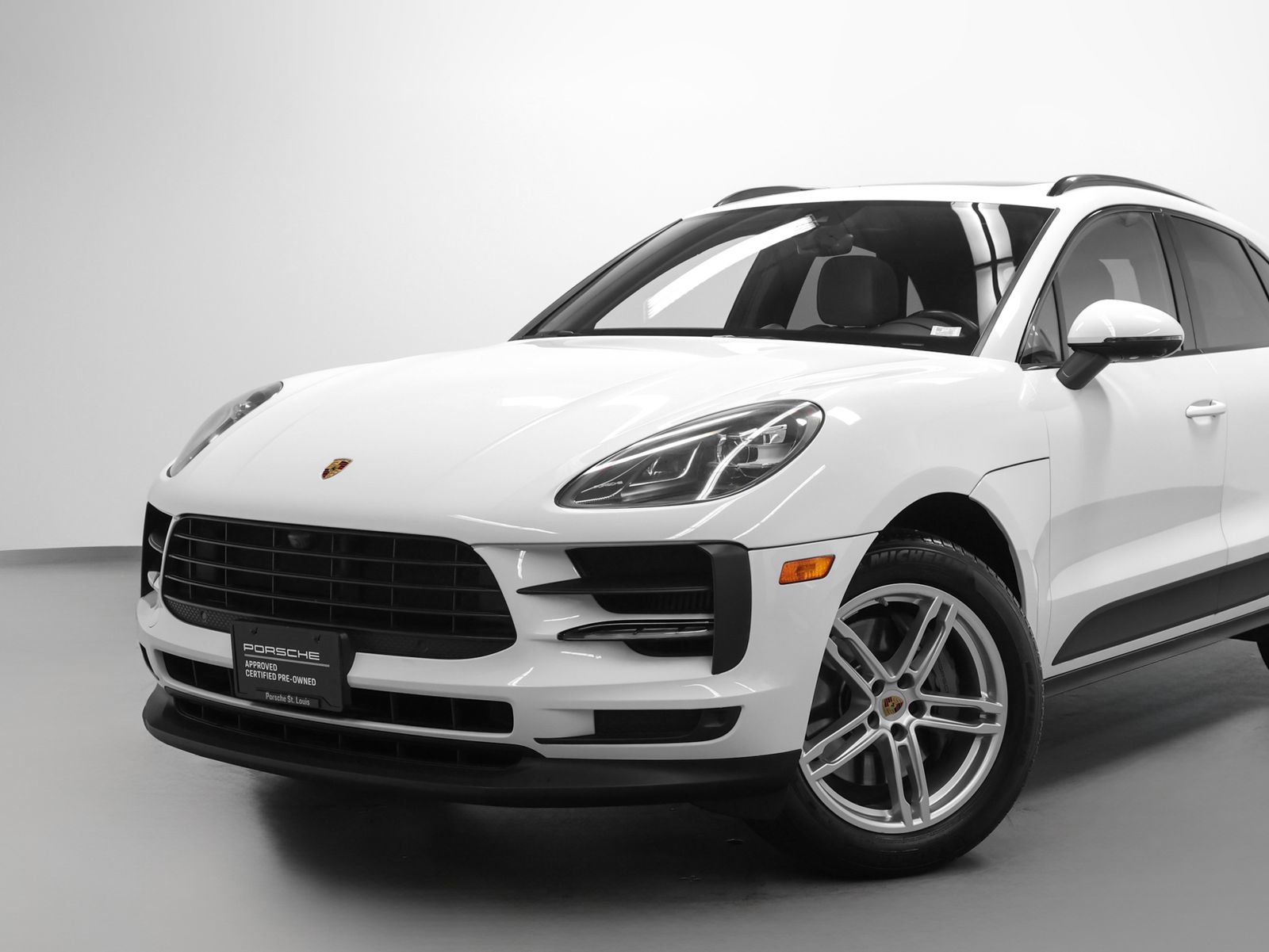Certified 2021 Porsche Macan S image 7