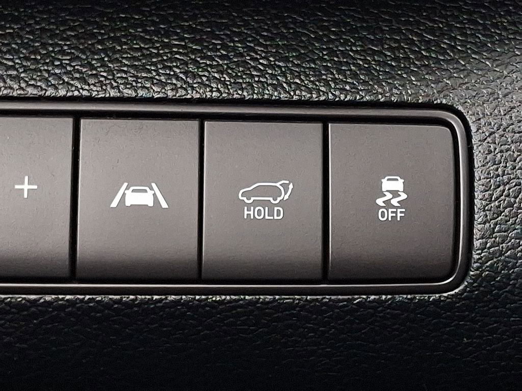 Used 2022 Hyundai Santa Fe XRT image 25