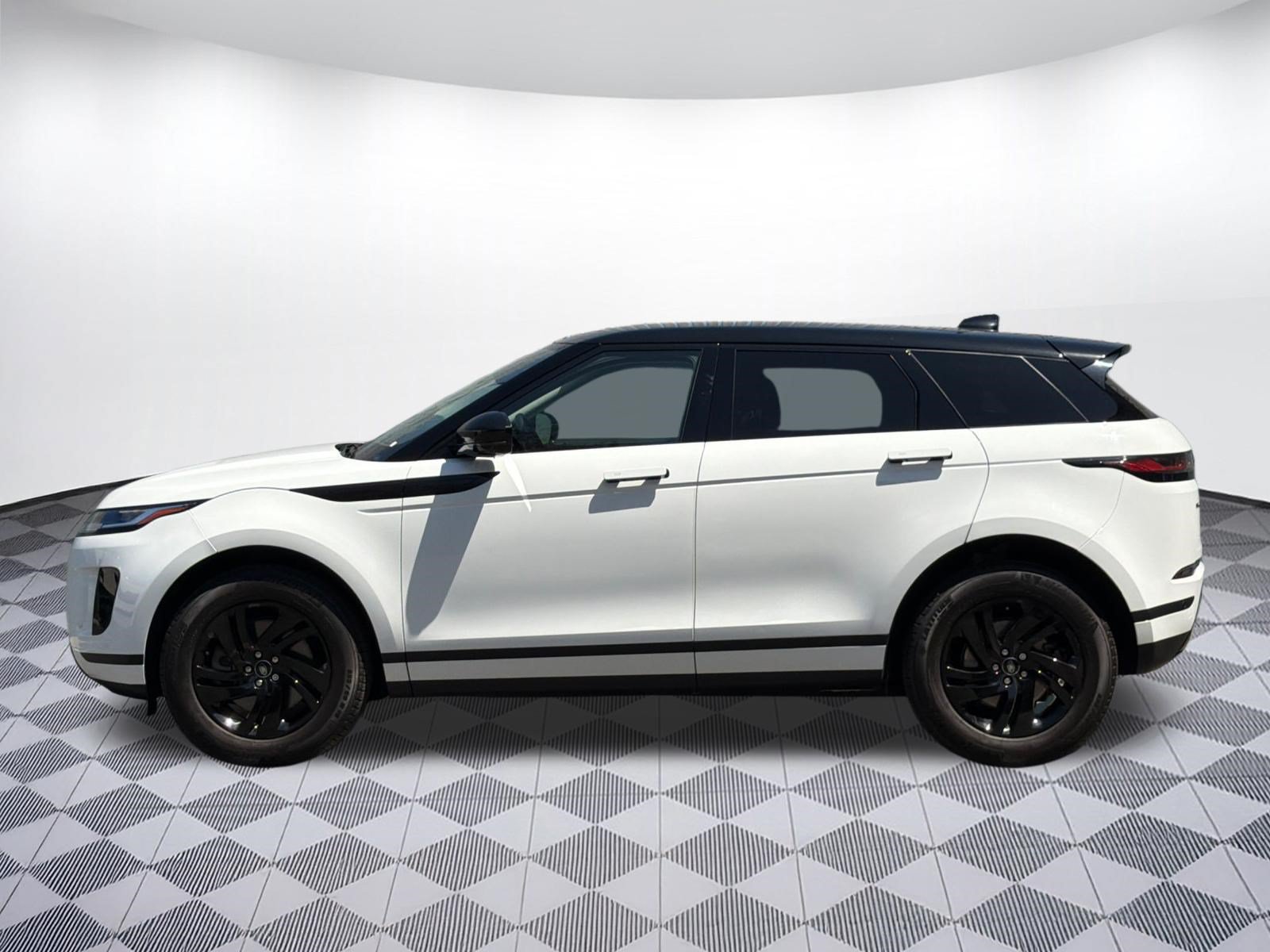 Used 2023 Land Rover Range Rover Evoque S AWD/4WD image 2