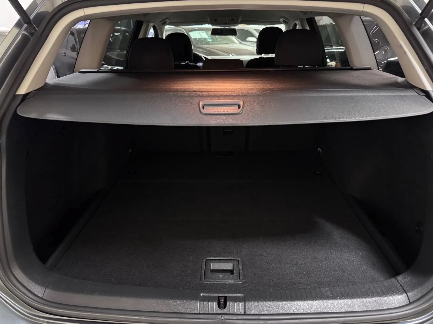 Used 2016 Volkswagen Golf S FWD image 18