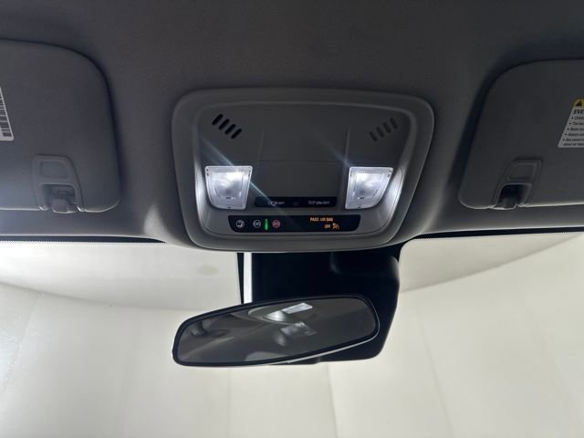 Used 2023 Chevrolet Malibu LT image 24