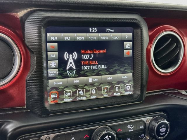 Used 2021 Jeep Wrangler Unlimited Rubicon AWD/4WD image 15