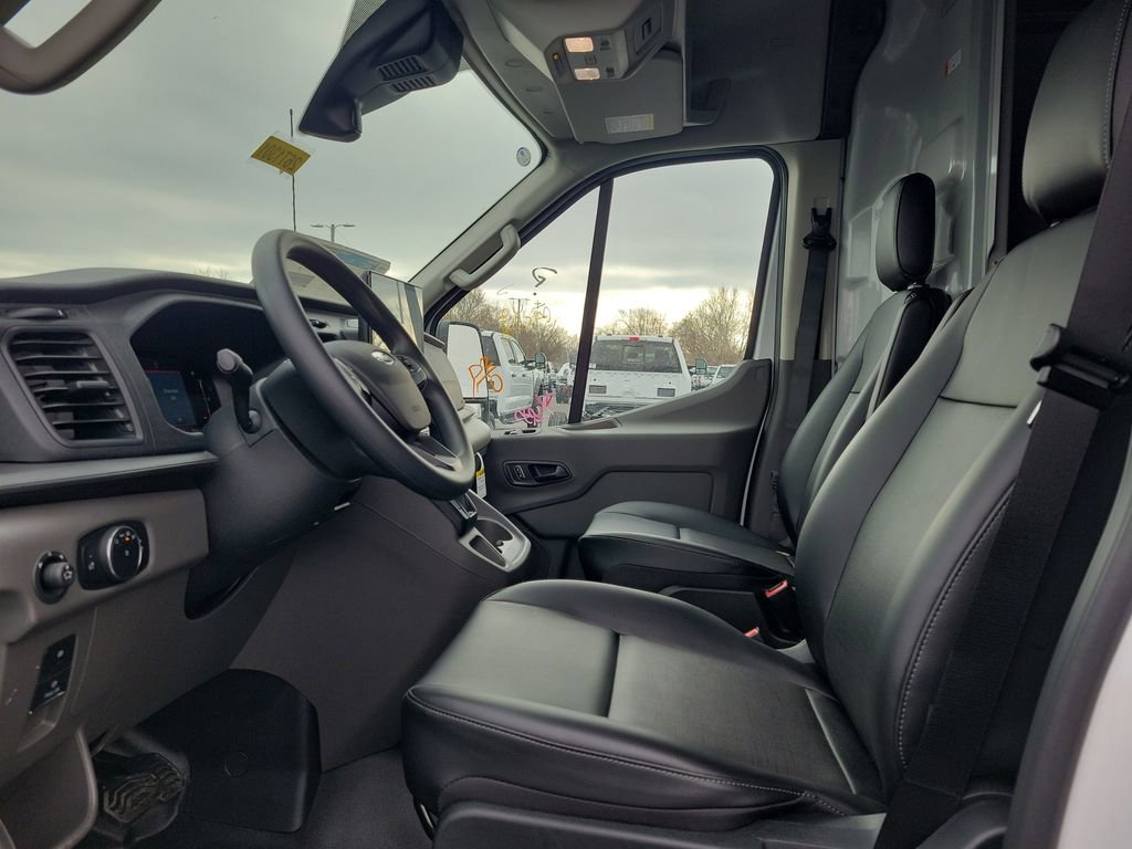 New 2026 Ford Transit 250 148 Medium Roof image 17