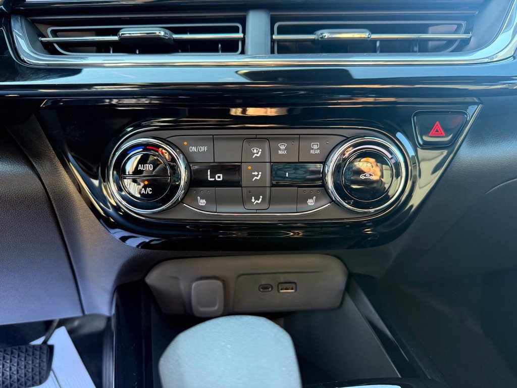 New 2026 Chevrolet Trax RS w/ Driver Confidence Package FWD image 39