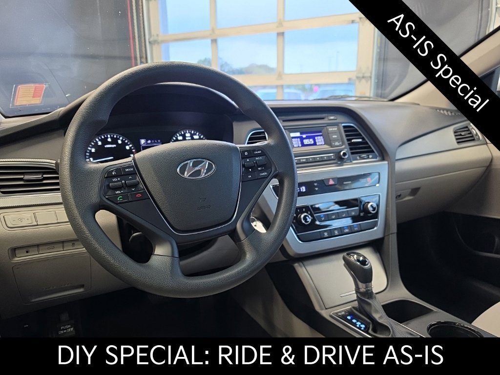 Used 2017 Hyundai Sonata SE FWD image 17