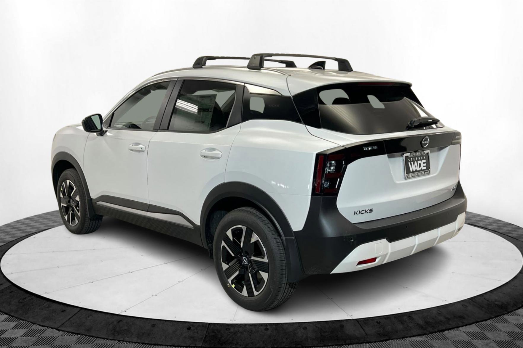 New 2026 Nissan Kicks SV w/ SV Premium Package image 3