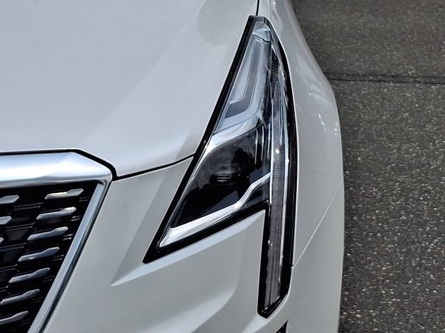 Used 2022 Cadillac XT5 Premium Luxury w/ Platinum Package AWD/4WD image 7