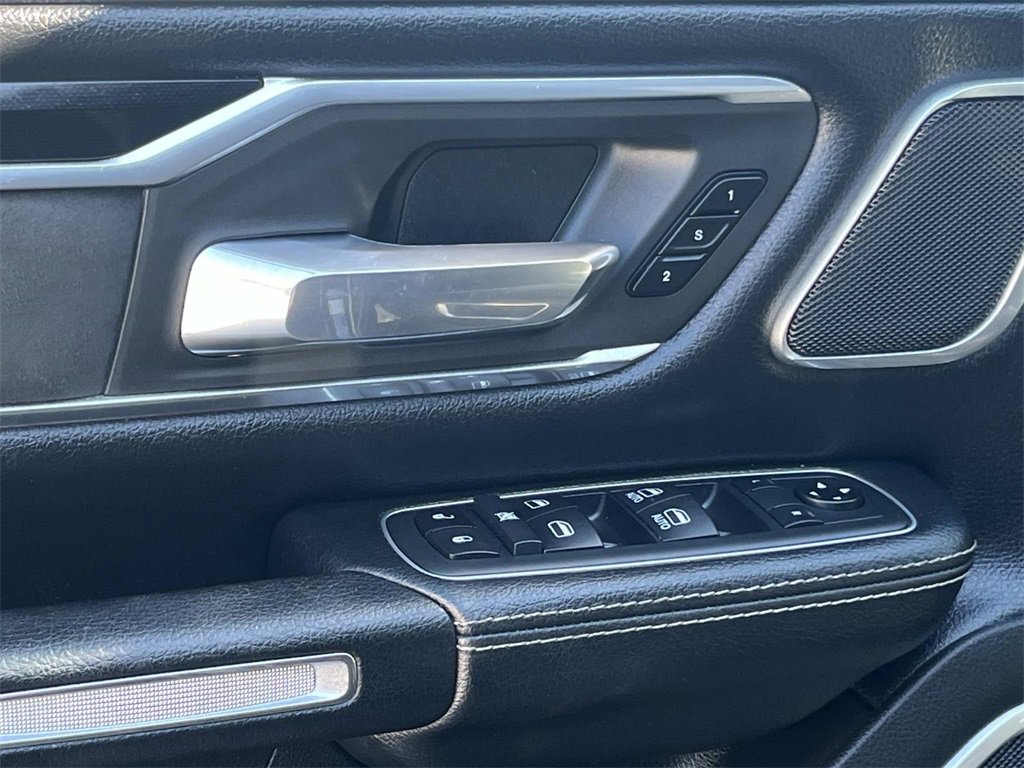 Used 2020 RAM 1500 Laramie image 12