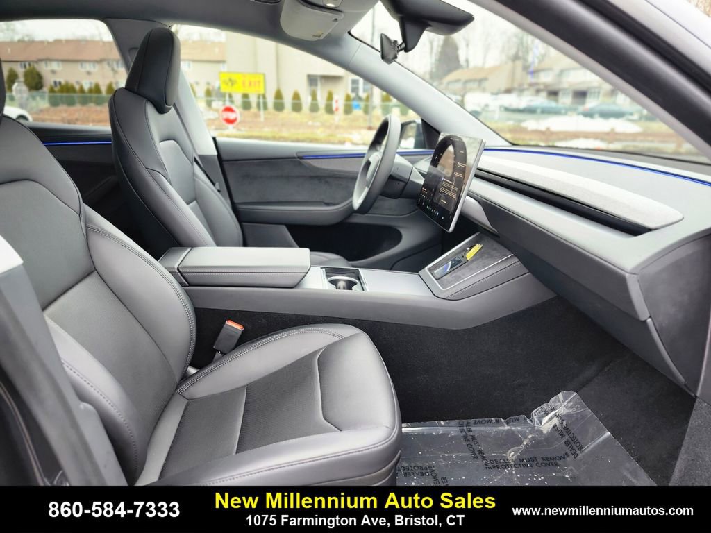 Used 2026 Tesla Model Y Long Range image 11