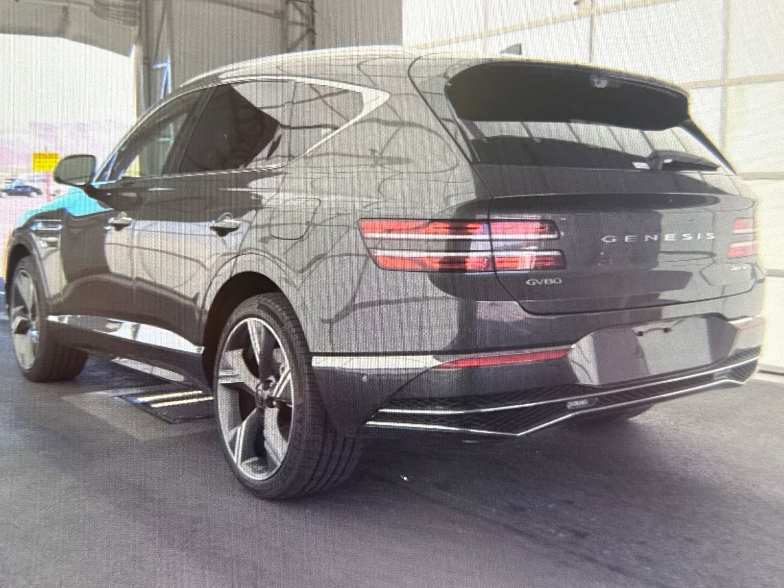 Used 2026 Genesis GV80 3.5T Prestige image 3