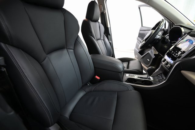 Used 2022 Subaru Ascent Limited w/ Technology Package image 29