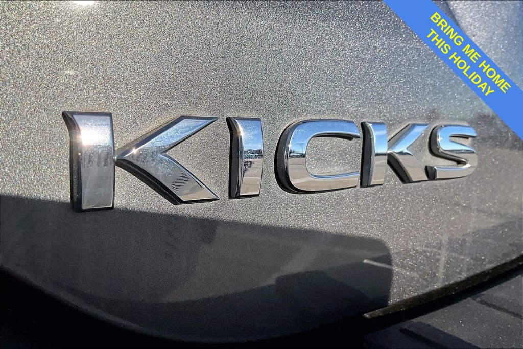 Used 2020 Nissan Kicks SR w/ SR Premium Package image 38