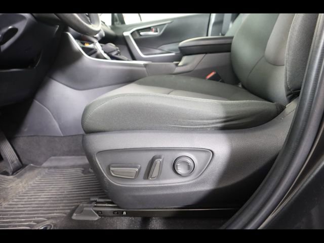 Used 2023 Toyota RAV4 XLE AWD/4WD image 23