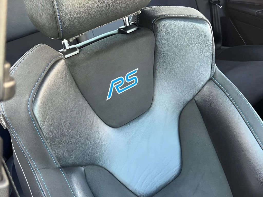 Used 2017 Ford Focus RS AWD/4WD image 29