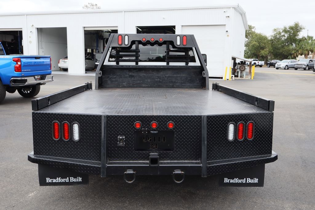 Used 2023 GMC Sierra 3500 Pro w/ Convenience Package image 7