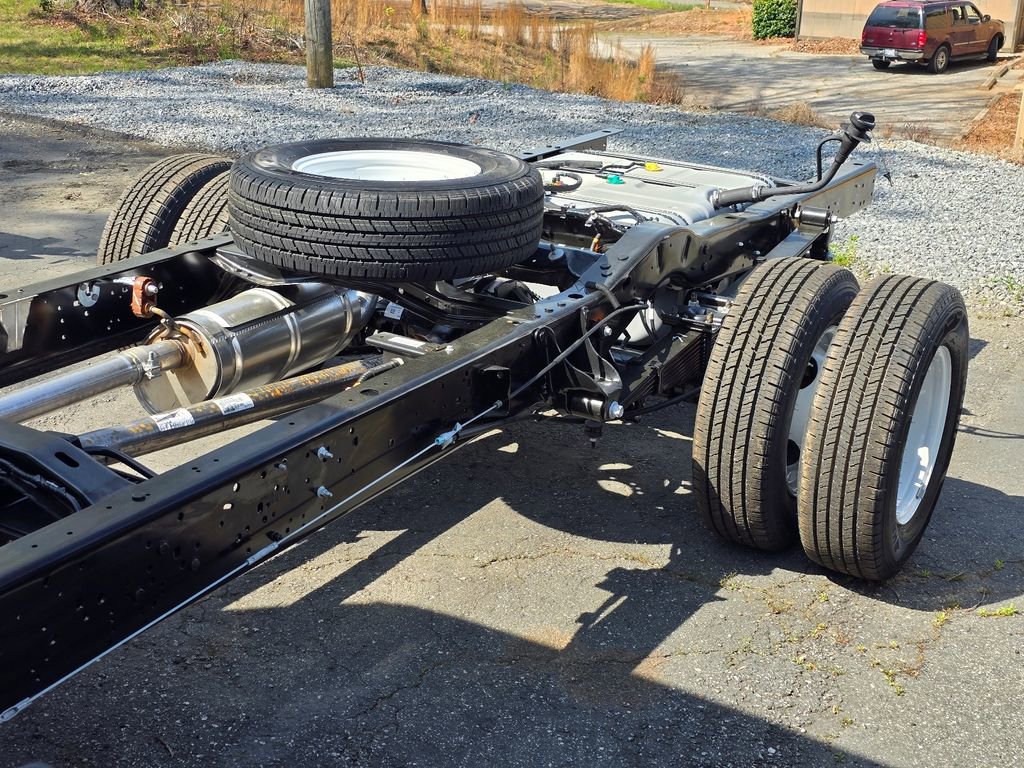 New 2027 Ford E-450 and Econoline 450 Super Duty w/ Ambulance Prep Package image 5