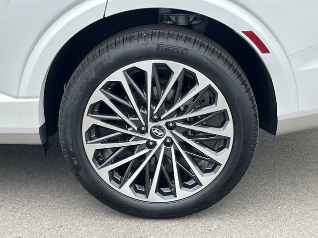 Used 2026 Hyundai Palisade Calligraphy image 13