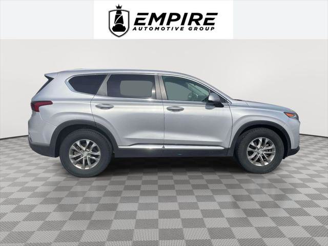 Used 2019 Hyundai Santa Fe SE image 4