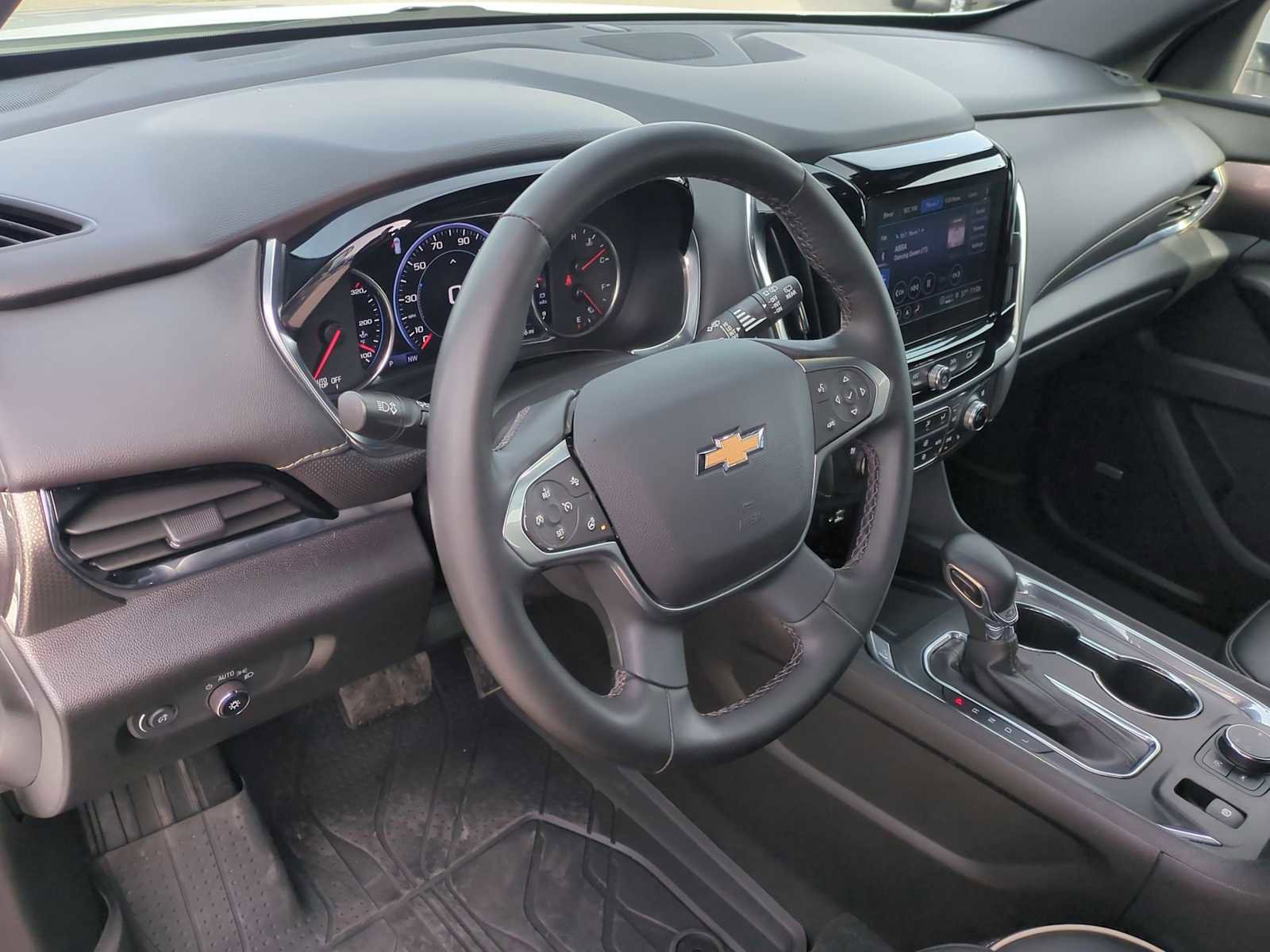 Used 2023 Chevrolet Traverse Premier w/ LPO, Floor Liner Package image 10