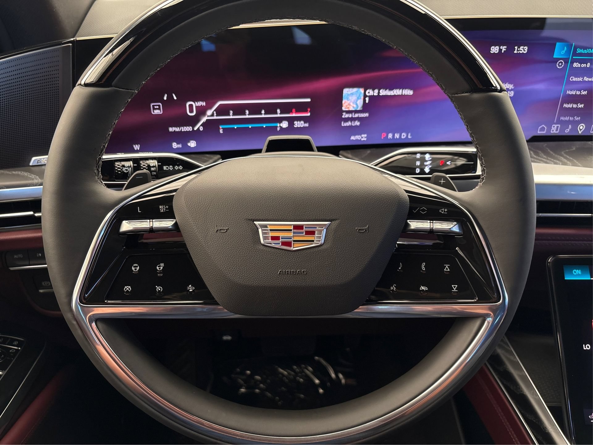 New 2026 Cadillac Escalade ESV Sport w/ LPO, ONYX Package AWD/4WD image 19