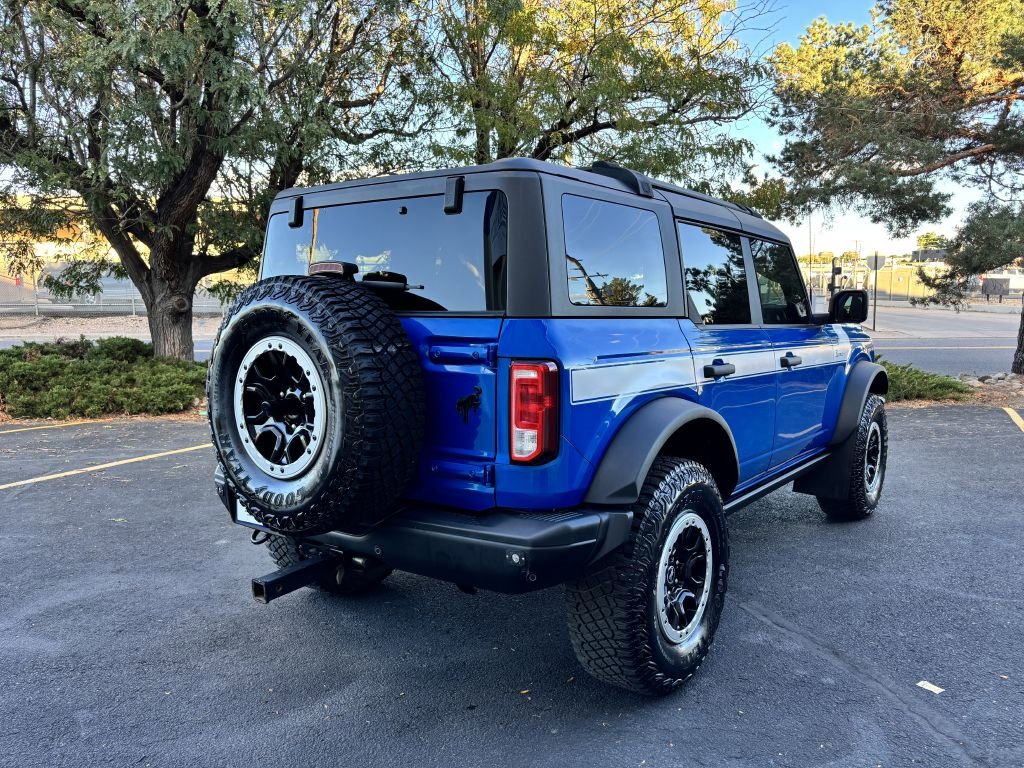 Used 2022 Ford Bronco Black Diamond w/ Sasquatch Package image 7