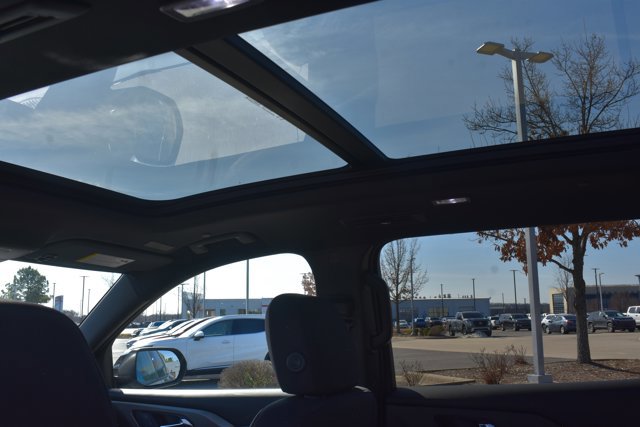 New 2026 Chevrolet Traverse LT w/ Sun and Wheel Package image 19