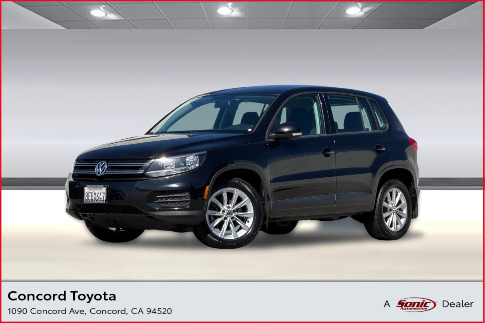 Used 2017 Volkswagen Tiguan Limited w/ Alloy Wheels Package