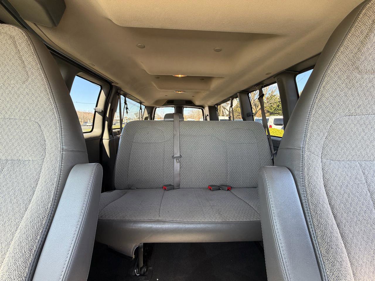 Used 2023 Chevrolet Express 3500 LT w/ LT Preferred Equipment Group image 13