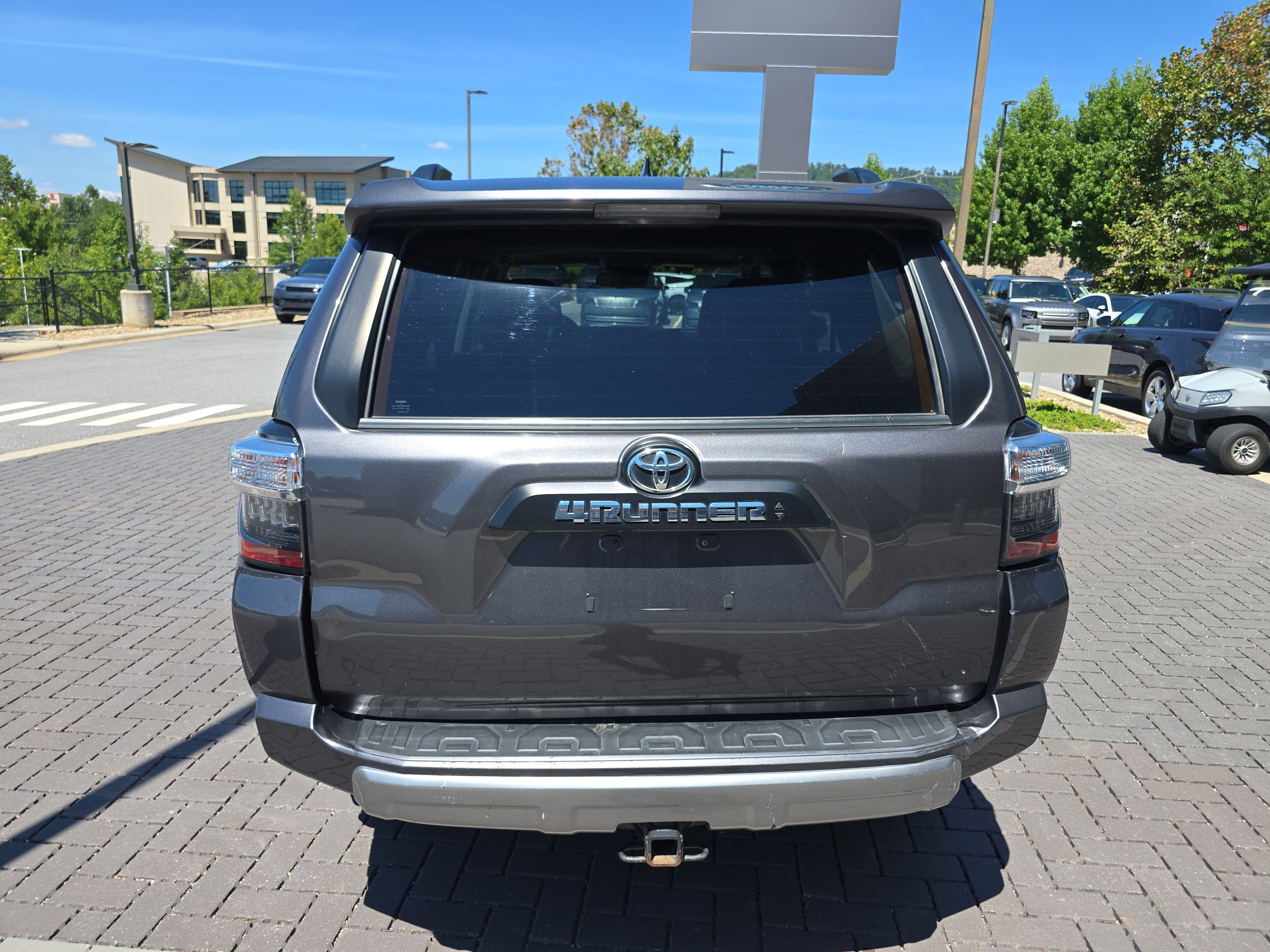 Used 2021 Toyota 4Runner TRD Off-Road Premium w/ Moonroof Package AWD/4WD image 6