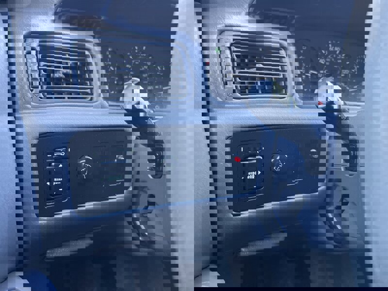 Used 2000 Toyota Camry LE image 38